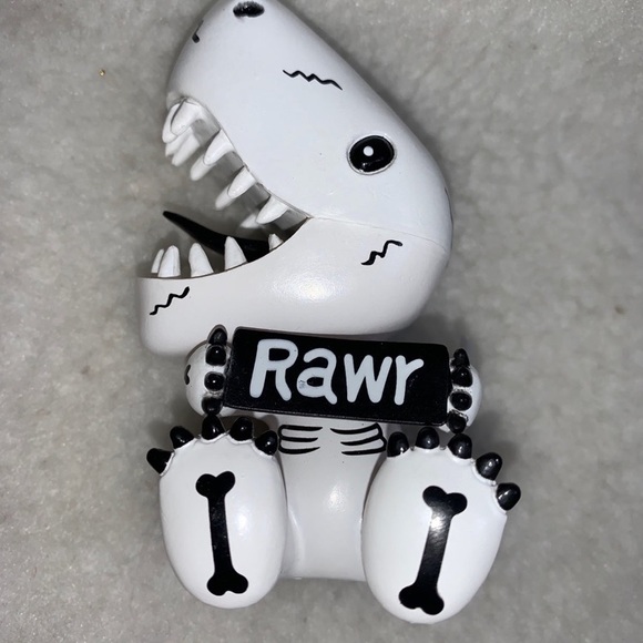 Trey Guidotti Moxie Dinosaur vinyl figure 3.5" Rawr Zinx black & white - Picture 2 of 7